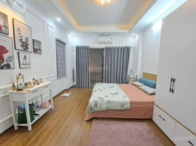 Bán nhà Tô Vĩnh Diện Hòang Văn Thái, DT 33m2 x 5 tầng, giá 6.9 tỷ