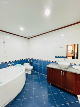 Phân lô ô tô tránh Trần Quang Diệu 110m2, MT khủng, vỉa hè, kinh doanh, giá đầu tư, cần bán gấp