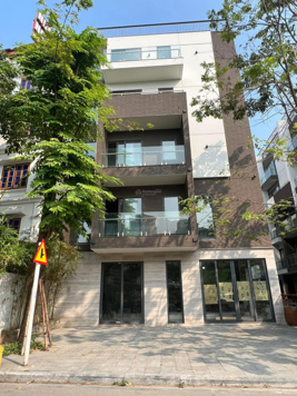 Bán đất hiếm Nguyễn Văn Cừ, DT88m2, mặt tiền rộng, hai mặt ngõ thoáng trước sau, ngõ thông, khu vip