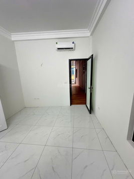 CC cần bán nhà ngõ 24 phố Nguyễn Công Hoan, Ngọc Khánh DT 36 m2 x 5 T đẹp ô tô cách 5 m 5,15 tỷ