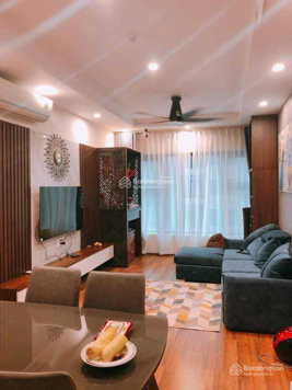 GẤP!!! 2 NGỦ FIVE STAR KIM GIANG, TẦNG TRUNG, BAN CÔNG ĐÔNG NAM. 77M2 GIÁ 5,3 TỶ