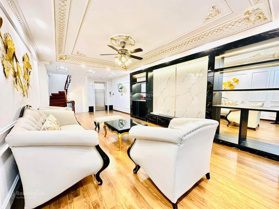 Phân lô Lê Hồng Phong, Ba Đình, ngõ rộng ngay sát phố, 56m2, 6 tầng thang máy giá chỉ 12 tỷ hơn