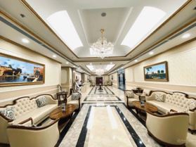 Bố mẹ mình cần bán căn hộ View trực diện Hồ Tây, căn 88m2, sửa dc thành 3 ngủ tại D''. Le Roi Soleil