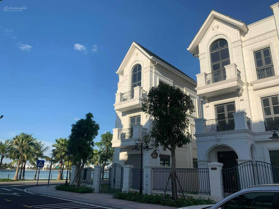 Chính chủ bán song lập 148m2 khu SB15, Đông Nam gần hồ. Sổ đỏ chính chủ, giá 22,5 tỷ bao rẻ