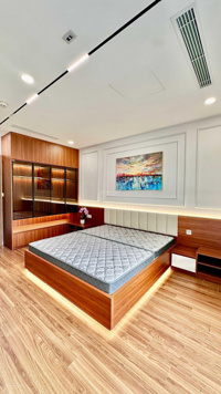 Chuyển công tác tôi bán gấp căn 3 ngủ 95m2 Golden Park Cầu Giấy,giá nét 7,5 tỷ sẵn sổ full nội thất