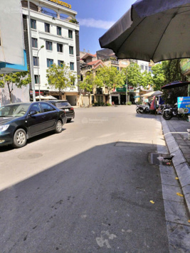 Hiếm! Bán nhà phố Vũ Phạm Hàm, ngõ thông tứ tung, 2 thoáng, ô tô vào nhà, KD sầm uất, 68m2*4T