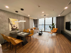 Chính chủ bán căn hộ diện tích 155m2 - 3 phòng ngủ - full đồ - hướng mát tòa M3M4 Nguyễn Chí Thanh