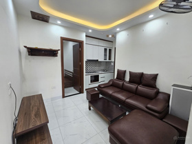 Bán CCMN mới đường Thái Hà - Thái Thịnh. Căn 50m2, 2PN, mặt ngõ, ban công thoáng. Giá 1ty8x