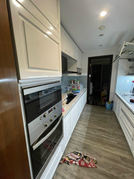 Chính chủ bán căn góc 3PN2VS rộng 145m2 ở dự án Mandarin Garden. Hàng hiếm, view cây xanh như villa