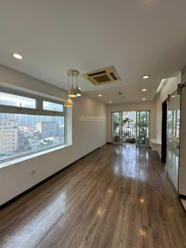 Chính chủ bán căn góc 2PN, 70m2, nhà mới toàn bộ, về ở ngay