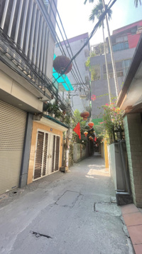 Cần bán nhà tại 5 tầng ngõ 20 Bùi Xương Trạch Thanh Xuân mặt đường ngõ đẹp. LH 0983 075 108