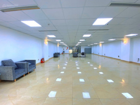 Toà Mặt Phố Phùng Chí Kiên 165m, 9 tầng, mặt tiền siêu Khủng, kinh doanh đỉnh, Ô TÔ tránh đỗ.