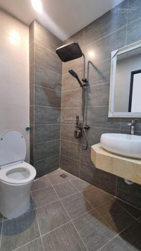 Bán nhà chính chủ phố Tôn Đức Thắng Đống Đa giáp Ba Đình 45m 6 tầng thang máy nhà mới giá 8 tỷ150tr