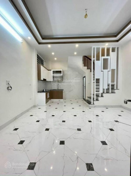 Nhà Biên Giang Hà Đông 32m2 xây 5 Tầng ngõ trước nhà 3,5m ô tô vào nhà giá đầu tư o352o78236