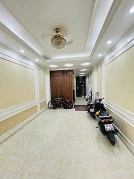 PHÂN LÔ CẦU GIẤY - 65M X 7T - MẶT TIỀN 4M -  Ô TÔ ĐỖ 24/24 - 10M RA MẶT PHỐ - DÒNG TIỀN 50TR/THÁNG