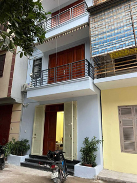 Cho thuê nhà riêng làm văn phòng 60 m2, 4 tầng, số 42 ngõ 156 phố Hồng Mai, Bạch Mai, Hà Nội
