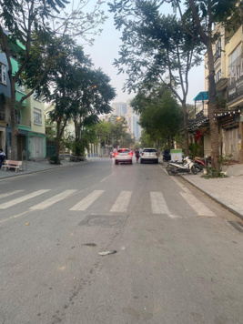 Cần bán 30 căn liền kề Văn Phú, 6 căn biệt thự, lô góc, lô thường, 80m2, 90m2, 320m2, giá tốt nhất