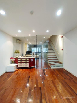 Phân lô - ôtô tránh - KD sầm uất siêu văn phòng