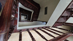 Chính chủ cho thuê 136 Yên Lãng , vỉa hè rộng đỗ xe thoải mái, MT 4m, 5 tầng, ~50m2 cầu thang giữa