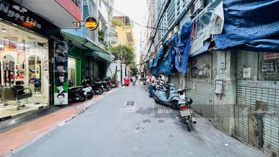 Bán nhà mặt ngõ Cầu Giấy DT 46m2, 5 tầng, đường trước nhà 5m, ngõ kinh doanh sầm uất