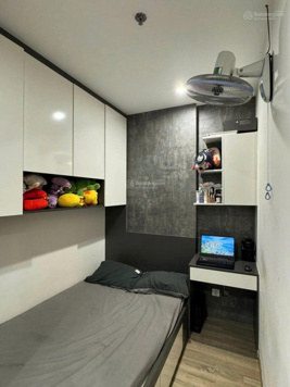 Cần tiền bán cắt lỗ căn hộ 43m2 1pn + 1 tại Vinhomes Smart City. LH 0963 877 650