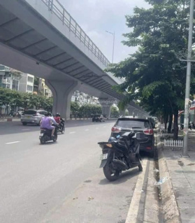 Cho thuê cửa hàng mặt phố Kinh Khai