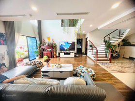 Em Kim cư dân tòa Diamond độc quyền quỹ căn 3 ngủ. Chủ nhà cần cắt lỗ 200 - 300tr. Hỗ trợ vay 80%