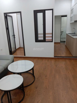 Bán nhà tập thể Trần Khát Chân, nhà mới - ô tô đỗ cửa - tặng full nội thất 55,5 m2, giá 2,15 tỷ