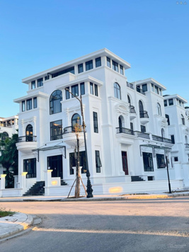 Bán nhanh căn Xẻ khe 3 mặt thoáng. Mặt tiền 6m vip nhất