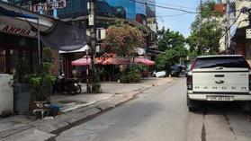 Bán đất Hoàng Mai , phố Giáp Bát , ngõ thẳng , ô tô tránh , 2 mặt ngõ trước sau , 60m ra phố chính