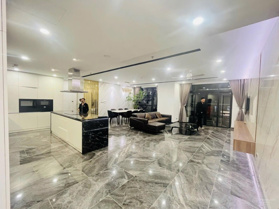 Ban quản lí gửi em bán gấp căn hộ 1PN, 2PN, 3PN, 4PN, duplex dự án Royal City. LH TPKD 0387 032 000