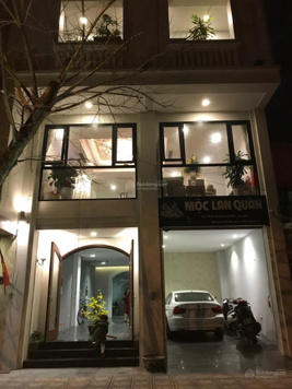 Bán tòa nhà 5 tầng xịn xò thang máy, hiện đại, mt 7m ,98m2 một sàn giá 27,2 tỷ phố Kim Quan Thượng