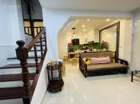 Bán nhà riêng phố Hàng Chuối, Hai Bà Trưng, diện tích 45m2 x 3 tầng, mặt tiền 4m, giá 11,25 tỷ