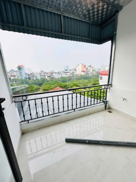  Bán nhà mới xây Thang máy sịn ở Bưởi 6 tầng, oto đỗ cửa như ảnh