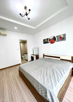 Cho thuê nhanh căn hộ 2 phòng ngủ rộng 79m2, Times City chỉ 15tr full đồ đẹp