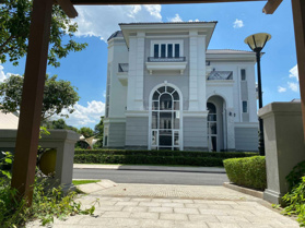 Biệt thự Sol Villas, hàng chuyển nhượng. DT: 120 - 500m2. Giá 11 tỷ - 48 tỷ. LH 0902.746,319