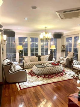 Giảm chào bán gấp biệt thự 8 tầng, mặt hồ ô tô tránh, phố Võ Thị Sáu Hai Bà Trưng DT 242m2 giá 65tỷ