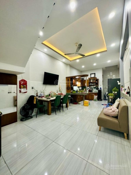 Bán nhà 3 tầng hẻm nhựa 10m xe tải đua nhau sát MTKD đường Luỹ Bán Bích, 80m2, nhỉnh 6tỷ