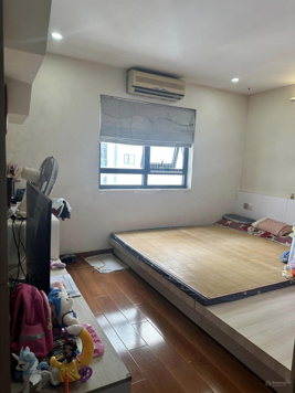 Bán căn hộ CC cao cấp tòa B Hateco Hoàng Mai. DT 53m2 gồm 2 ngủ giá bán 3 tỷ liên hệ: 0983 873 848