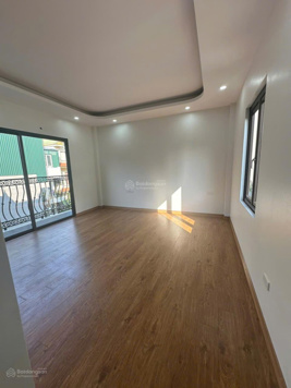 Bán nhà Ba Đình, nhà mới tinh 6 tầng ngay Đội Cấn Liễu Giai, DT 51,1m2, nhỉnh 9 tỷ, liên hệ