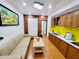 Bán căn hộ Huỳnh Thúc Kháng, Láng Hạ sổ đỏ 3PN 2WC giá 3.48 tỷ