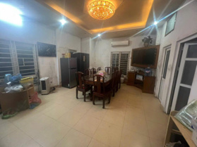 Siêu hiếm Hoàng Hoa Thám - lô góc - 3bước ra phố - 5 tầng x40m2 - giá 6,8 tỷ - sổ đỏ cất két