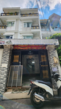 Nhà MTKD hẻm 1982 thị trấn Nhà Bè - gia chủ bao hoàn thiện mới full nội thất