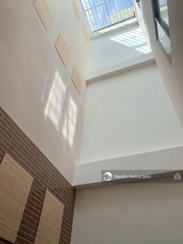 Nhà mới đẹp lung linh, 4 tầng, 128m2, full nội thất, gần sân bay, trung tâm thành phố, 13.5 tỷ TL