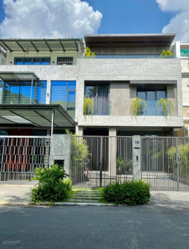 Cần tiền đáo hạn ngân hàng bán biệt thự Mỹ Thái 1 PMH, phường Tân Phú, Q7, TP HCM. LH: 0919 582 486