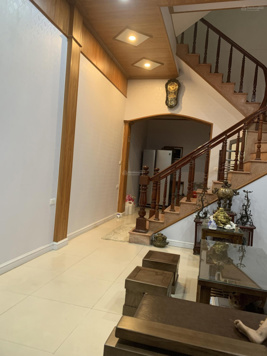 Bán nhà cổ Nhuế Bắc từ liêm 45m ,5 tầng oto qua cửa,tặng nội thất,nhà dân xây,gần nhiều trường,100%