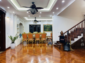 Nhà đẹp Phan Văn Trường, ô tô tránh, thang máy, kd, 68m2x6T, nhỉnh 23 tỷ