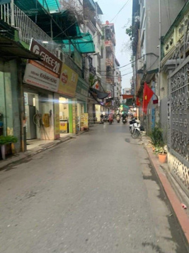 Chính chủ cần bán nhà mới xây dựng kiên cố gồm 6 tầng công năng đầy đủ