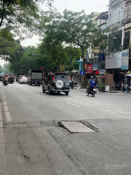 Bán nhà mặt phố Nguyễn Thái Học, 120m2, 4 tầng, MT 6m, 58 tỷ