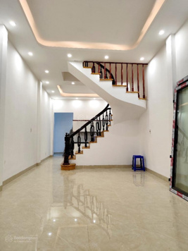 Bán nhà Trần Khát Chân Q. Hai Bà Trưng, 20m ra ô tô - Gần phố giá 8.2tỷ - DT 60m2